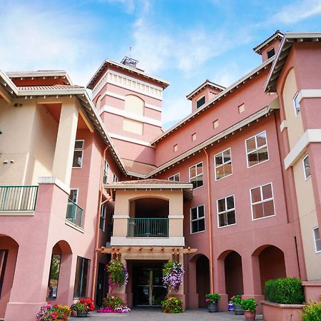 קלונה Borgata Lodge Resort מראה חיצוני תמונה