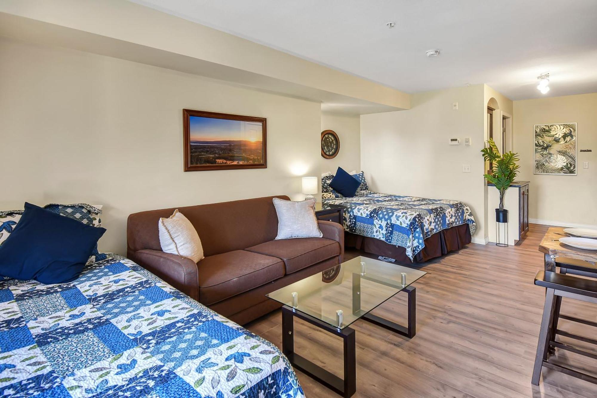 קלונה Borgata Lodge Resort מראה חיצוני תמונה