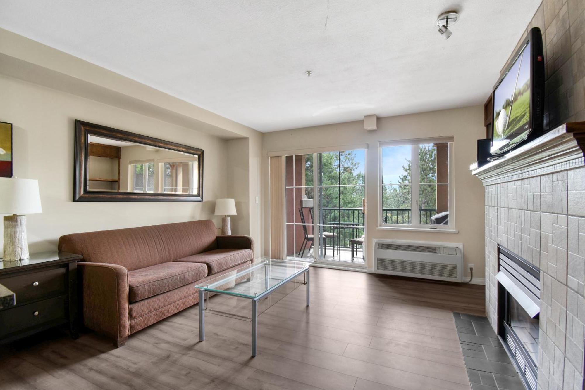 קלונה Borgata Lodge Resort מראה חיצוני תמונה